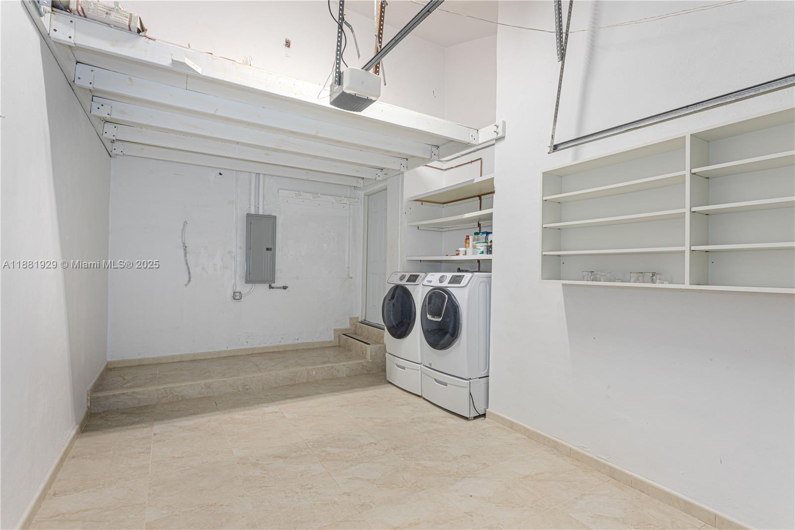 231 Poinciana Dr Sunny Isles Beach, FL 33160