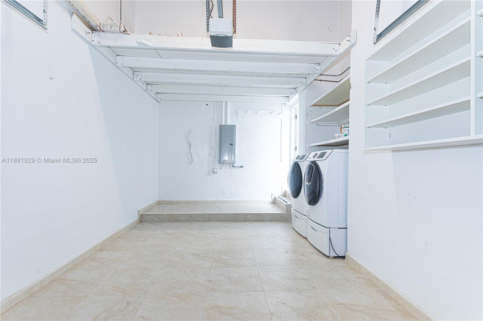 231 Poinciana Dr Sunny Isles Beach, FL 33160