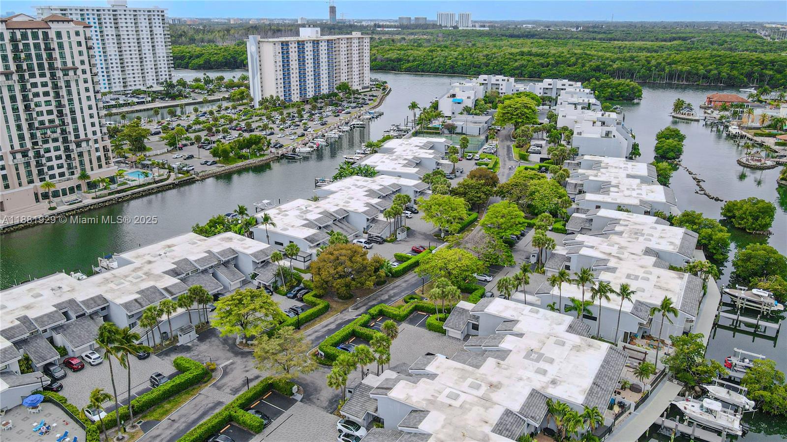 231 Poinciana Dr Sunny Isles Beach, FL 33160