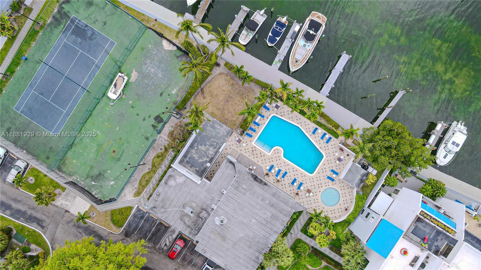 231 Poinciana Dr Sunny Isles Beach, FL 33160