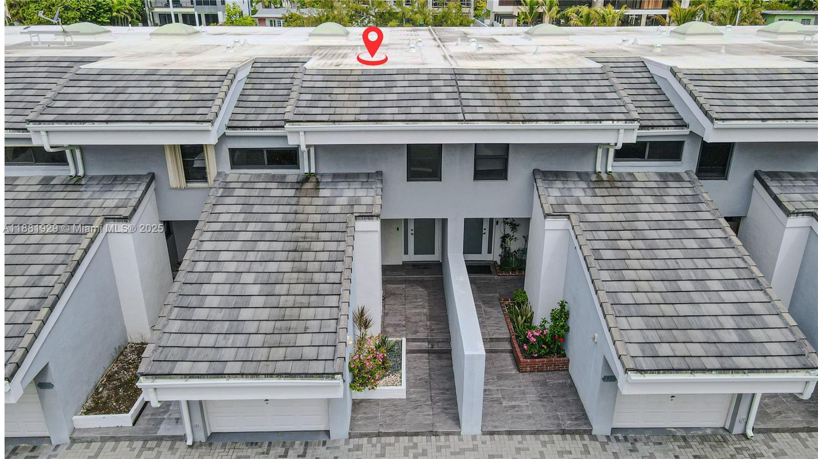 231 Poinciana Dr Sunny Isles Beach, FL 33160