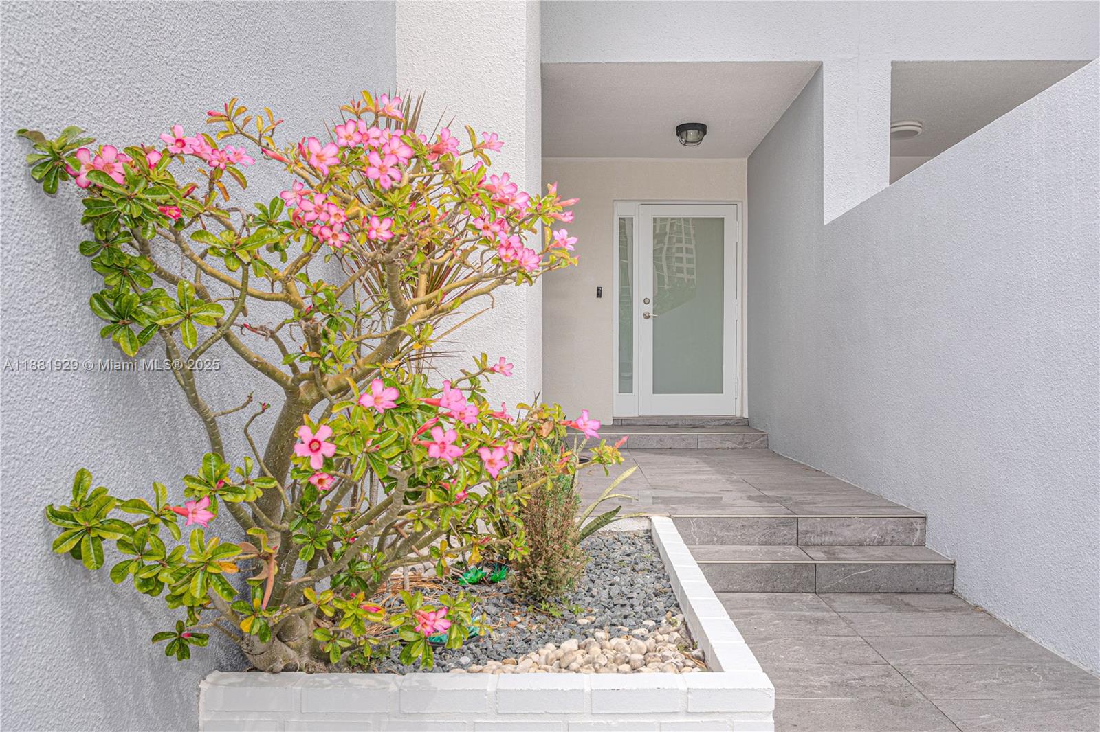 231 Poinciana Dr Sunny Isles Beach, FL 33160