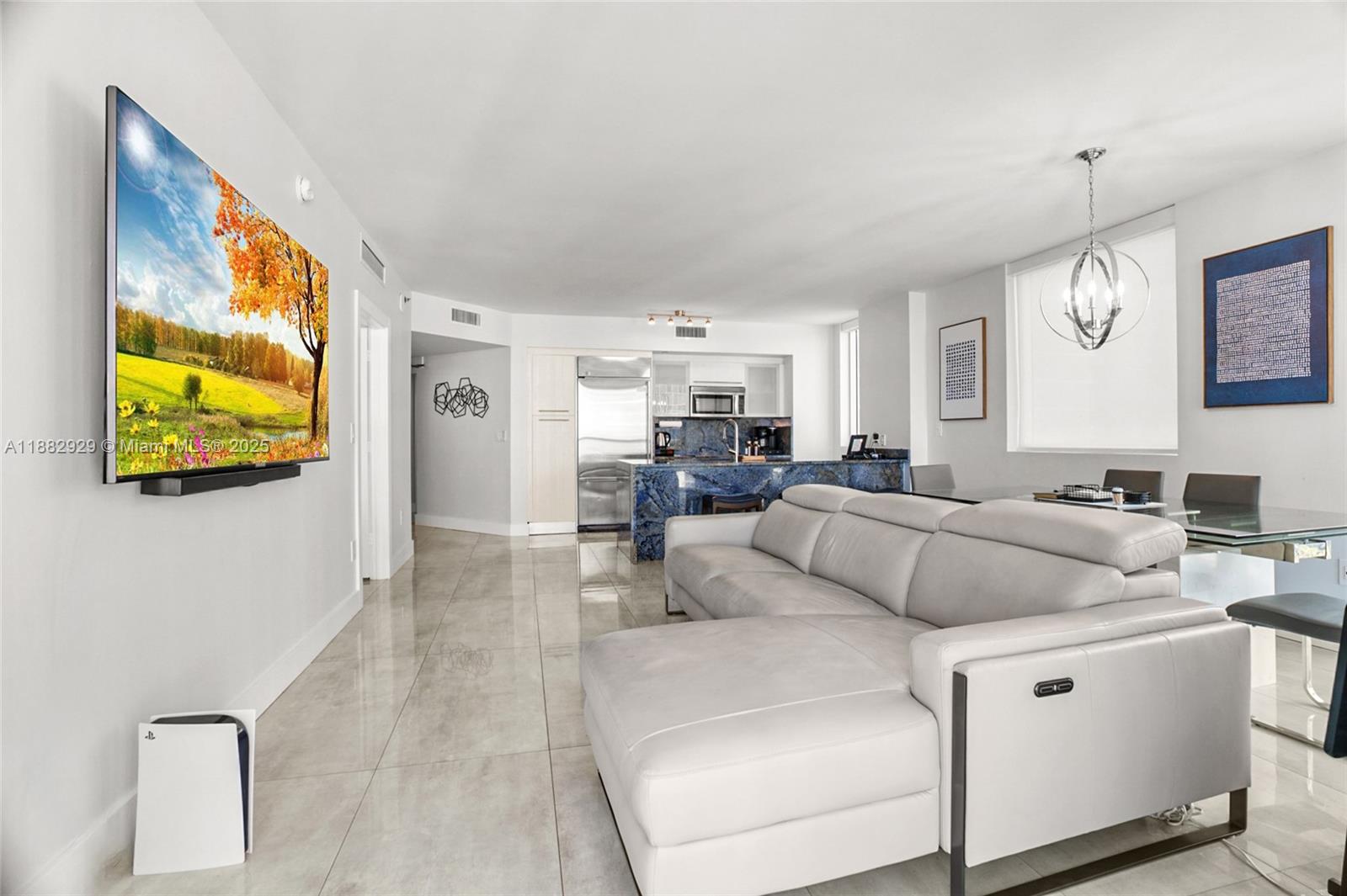 image 500 Brickell2