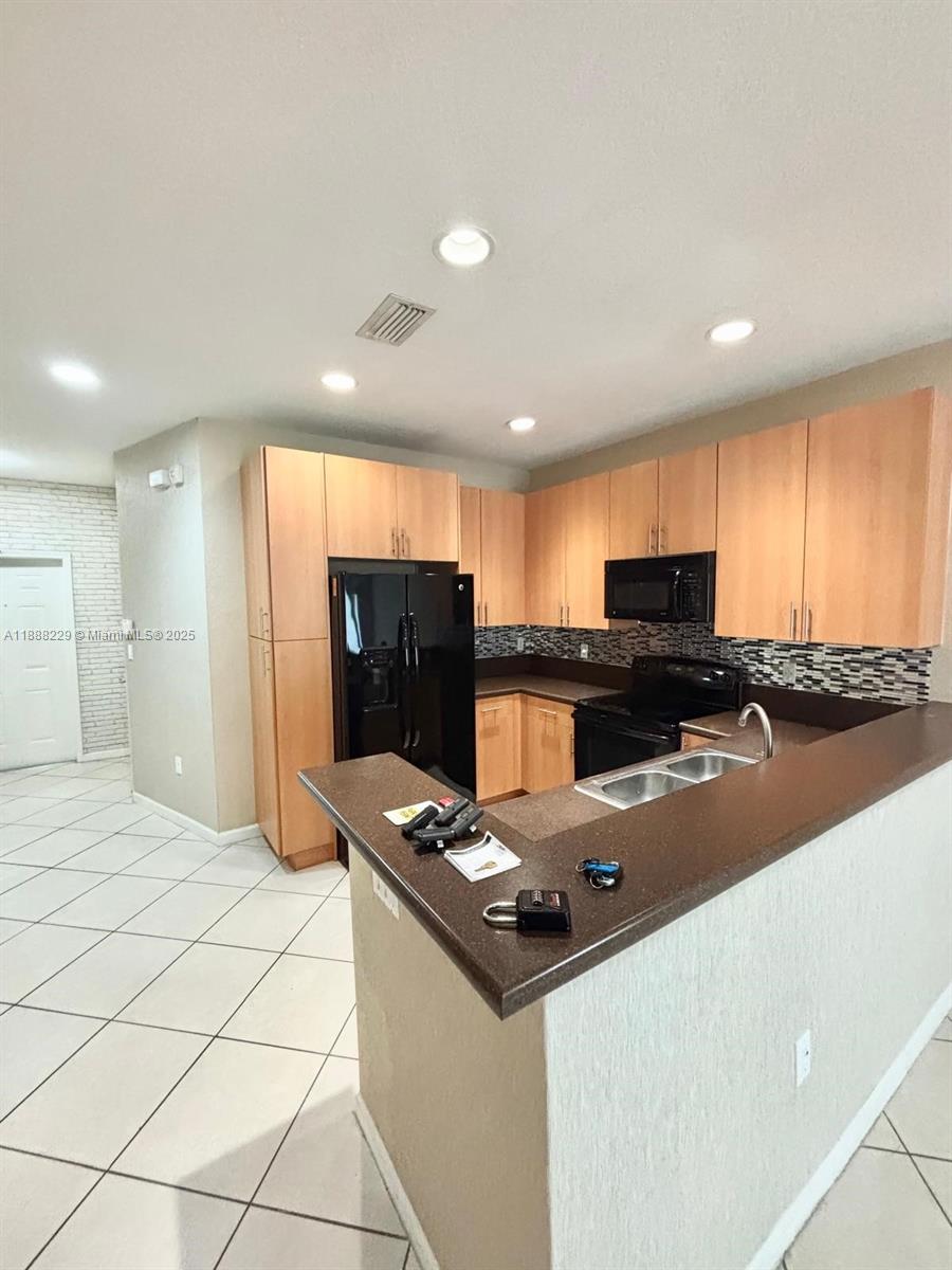 2429 NW 31st Ct #2429,Oakland Park, FL 33309