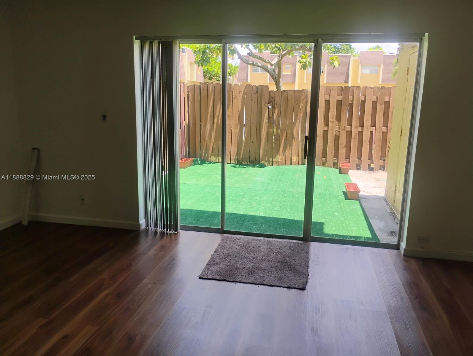 5845 Blueberry Ct #84,Lauderhill, FL 33313