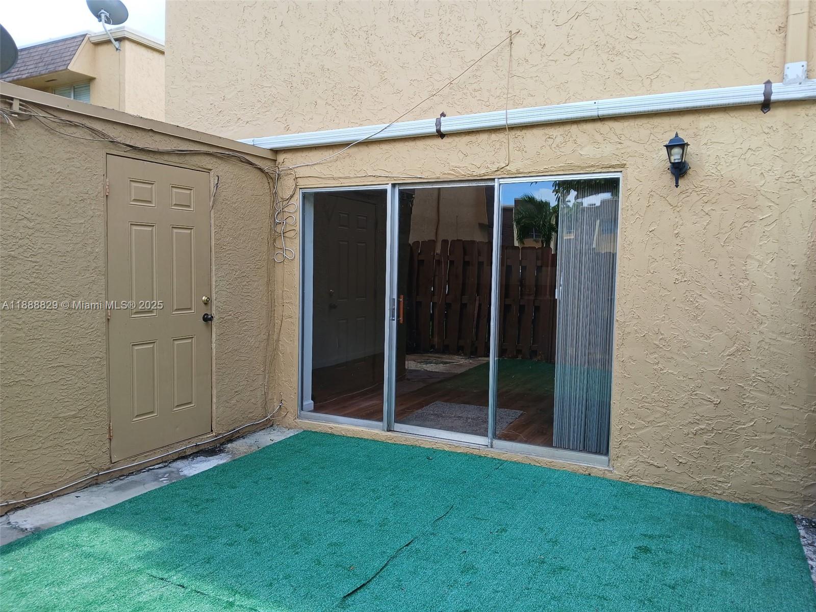 5845 Blueberry Ct #84,Lauderhill, FL 33313