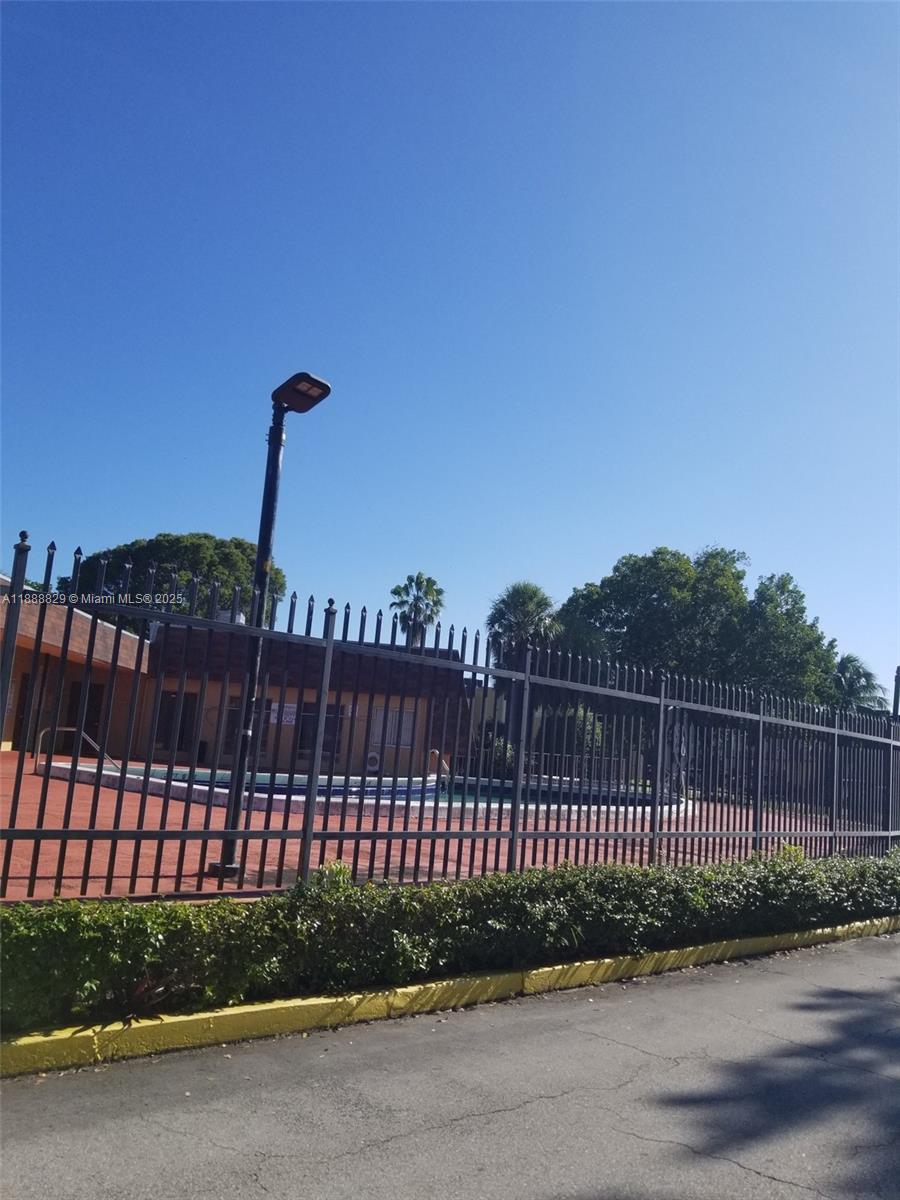 5845 Blueberry Ct #84,Lauderhill, FL 33313