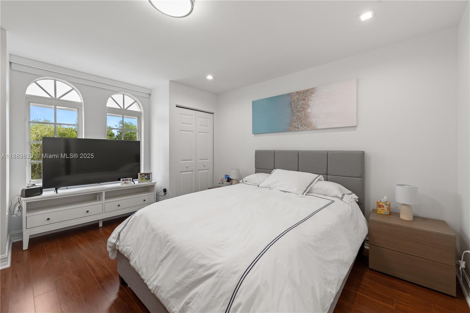 3172 NE 211th St Aventura, FL 33180