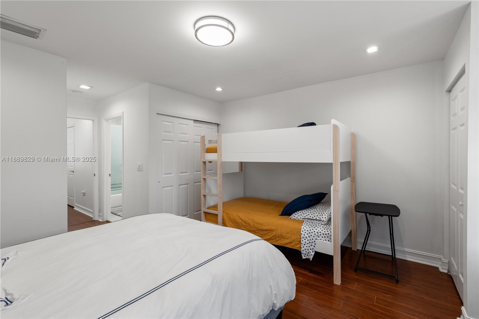 3172 NE 211th St Aventura, FL 33180