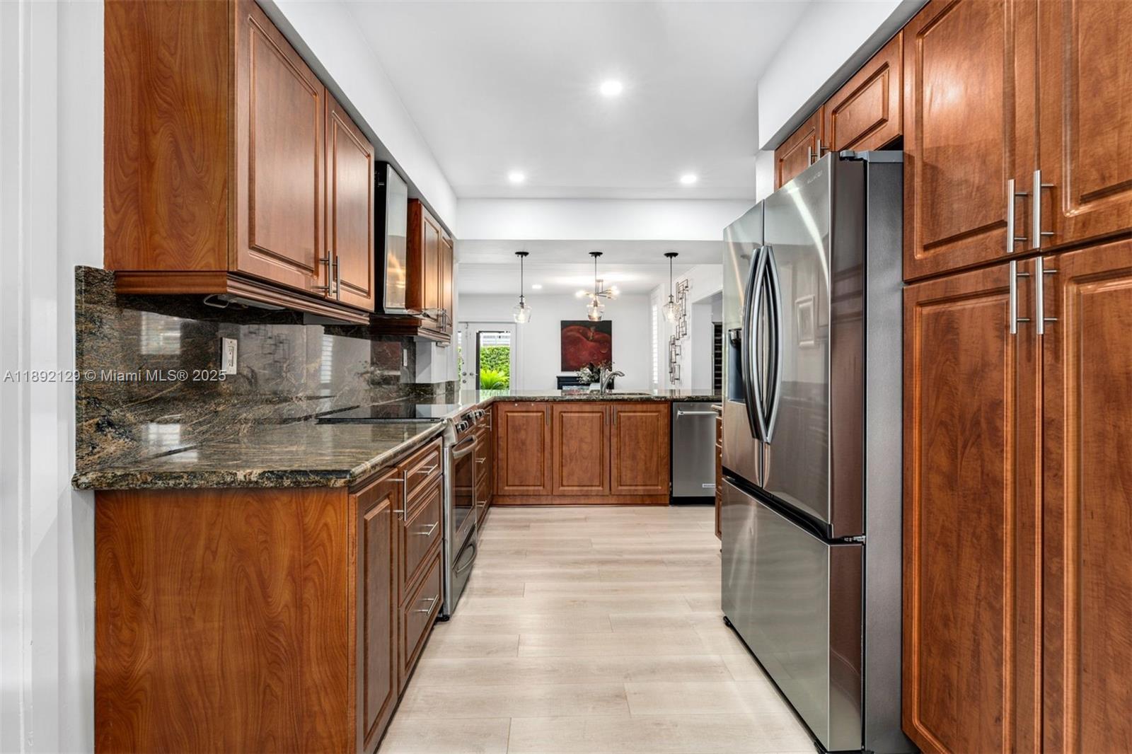 8995 SW 83rd St Miami, FL 33173