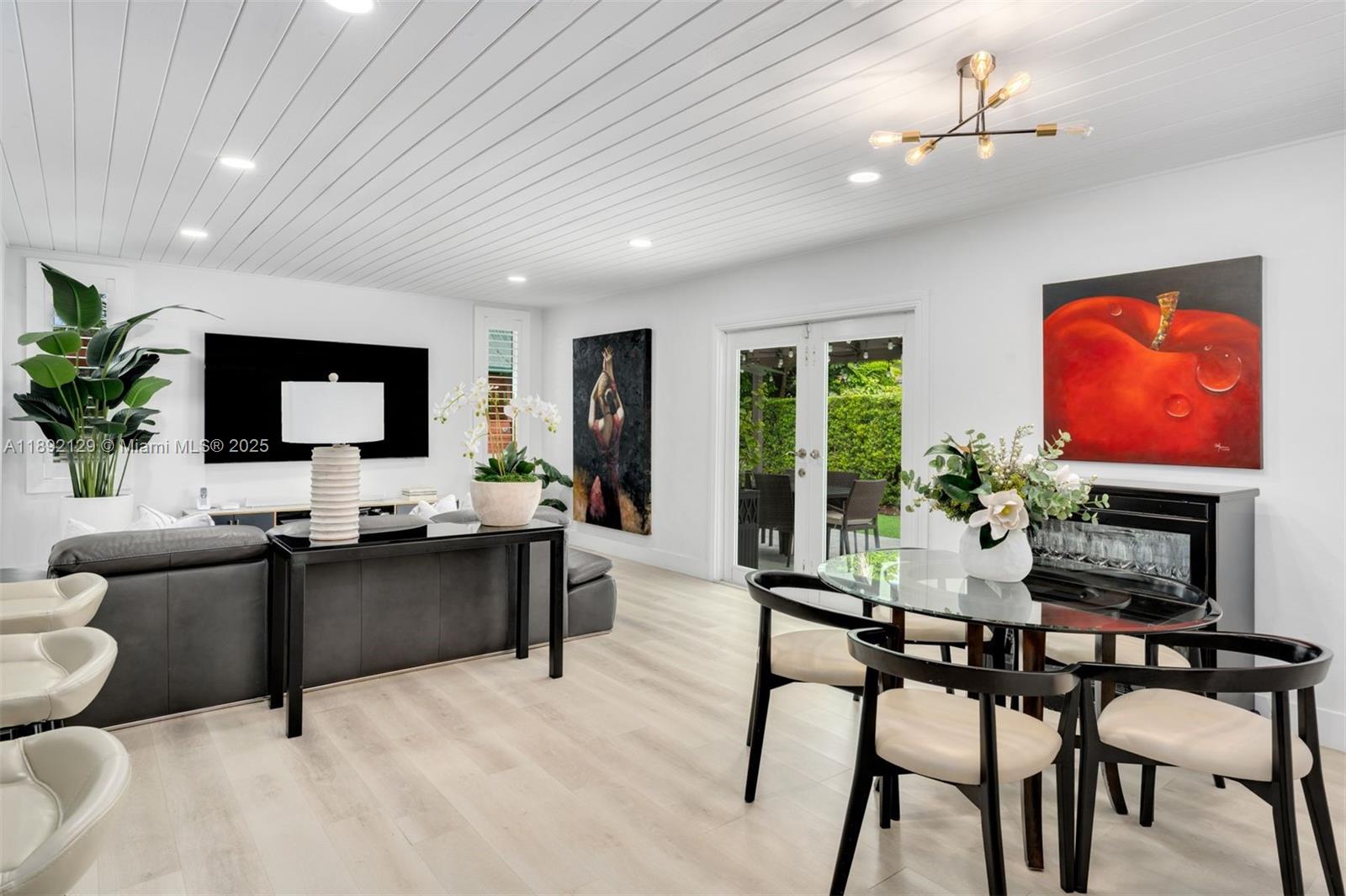 8995 SW 83rd St Miami, FL 33173