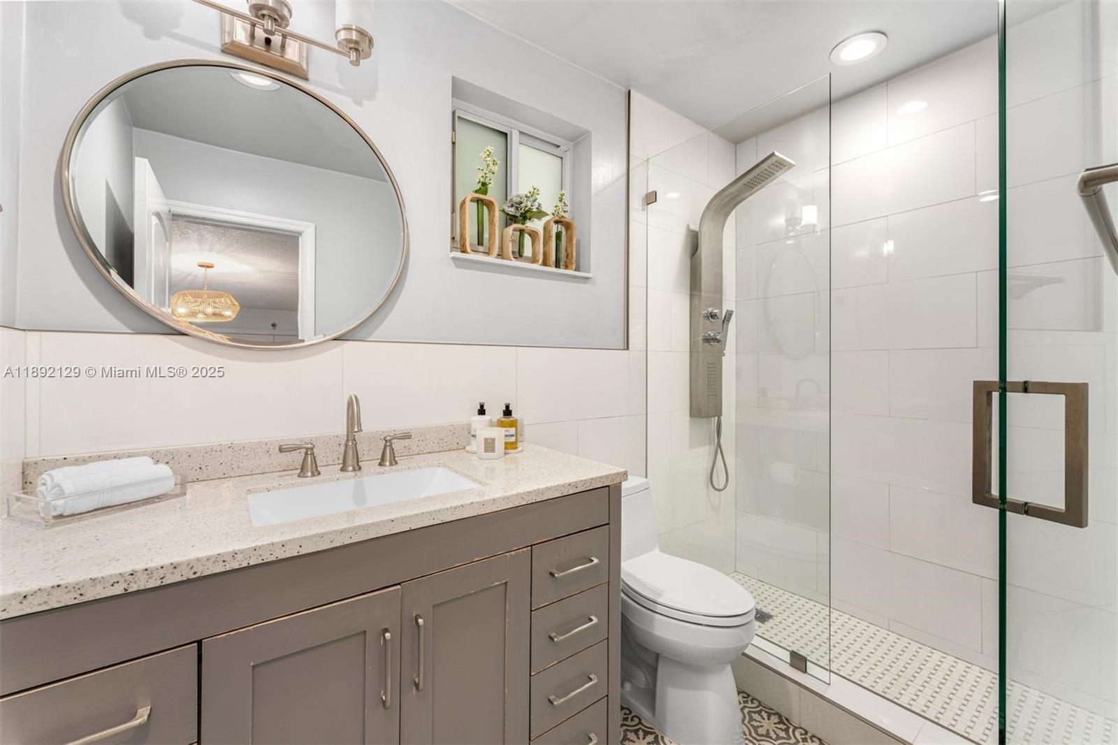 8995 SW 83rd St Miami, FL 33173