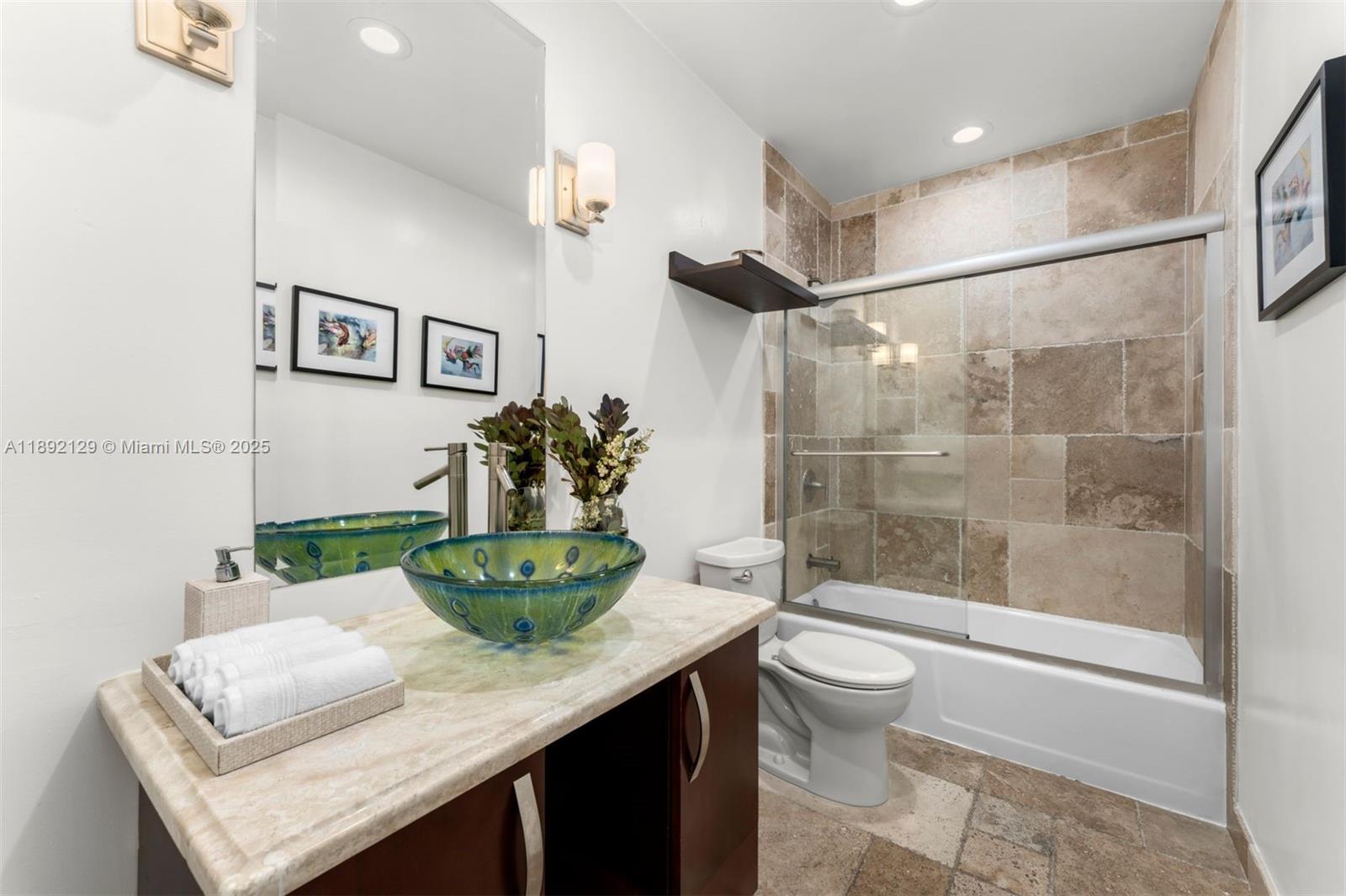 8995 SW 83rd St Miami, FL 33173