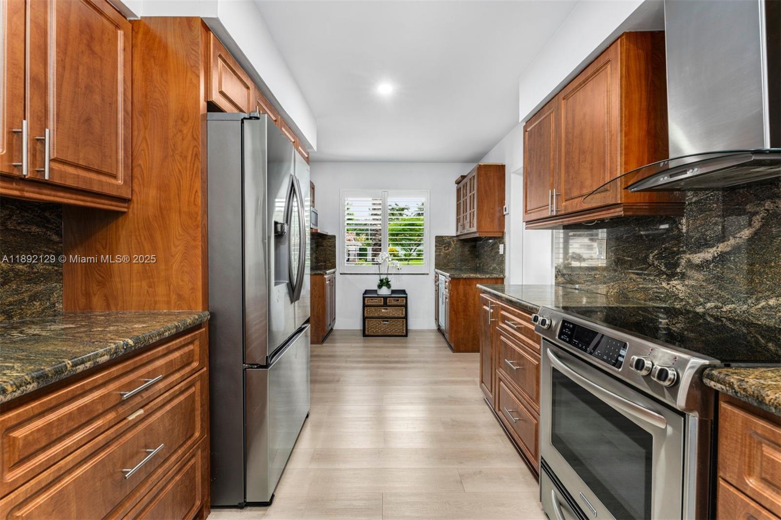 8995 SW 83rd St Miami, FL 33173