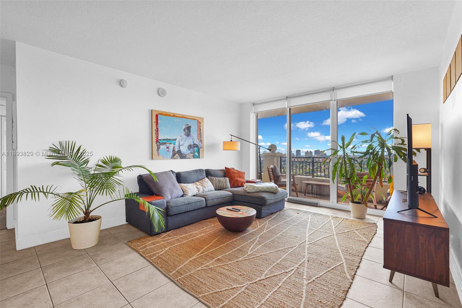 image Gables Marquis Condo18