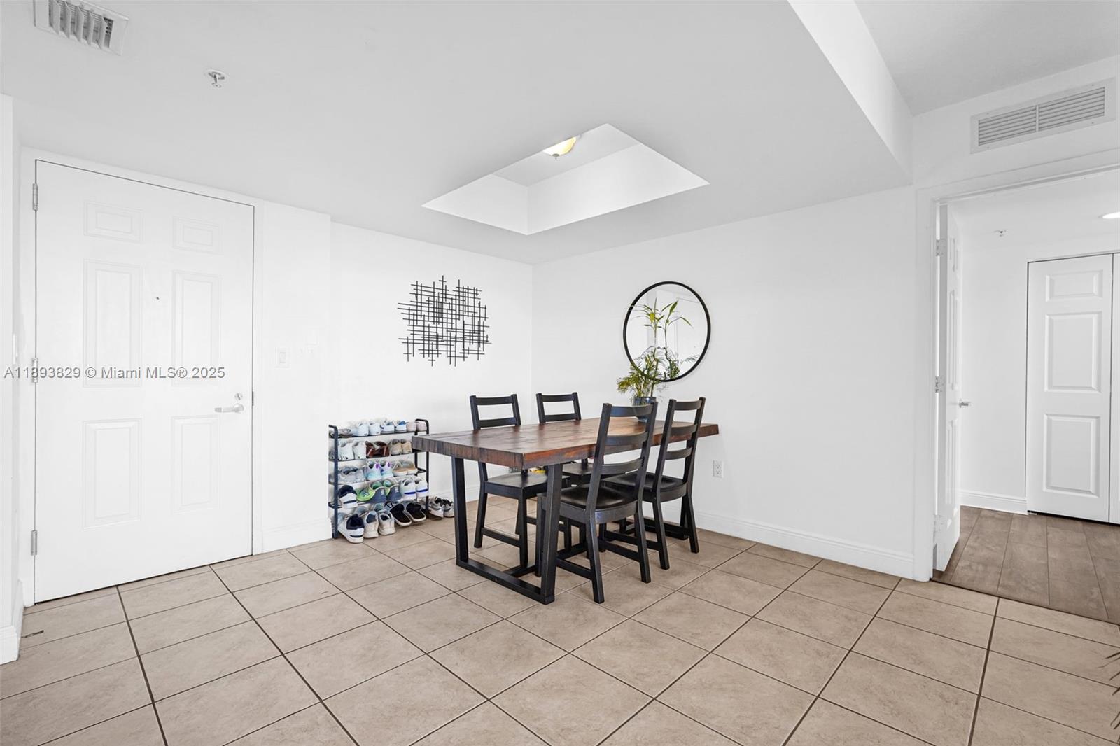 image Gables Marquis Condo19