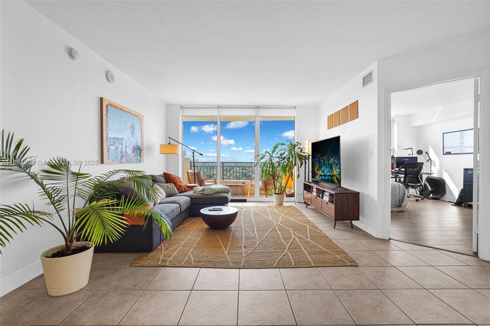 image Gables Marquis Condo20
