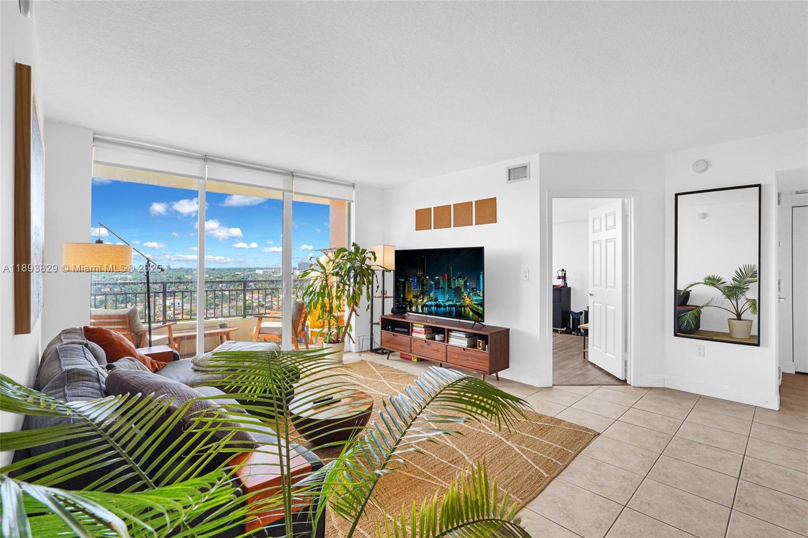 image Gables Marquis Condo22