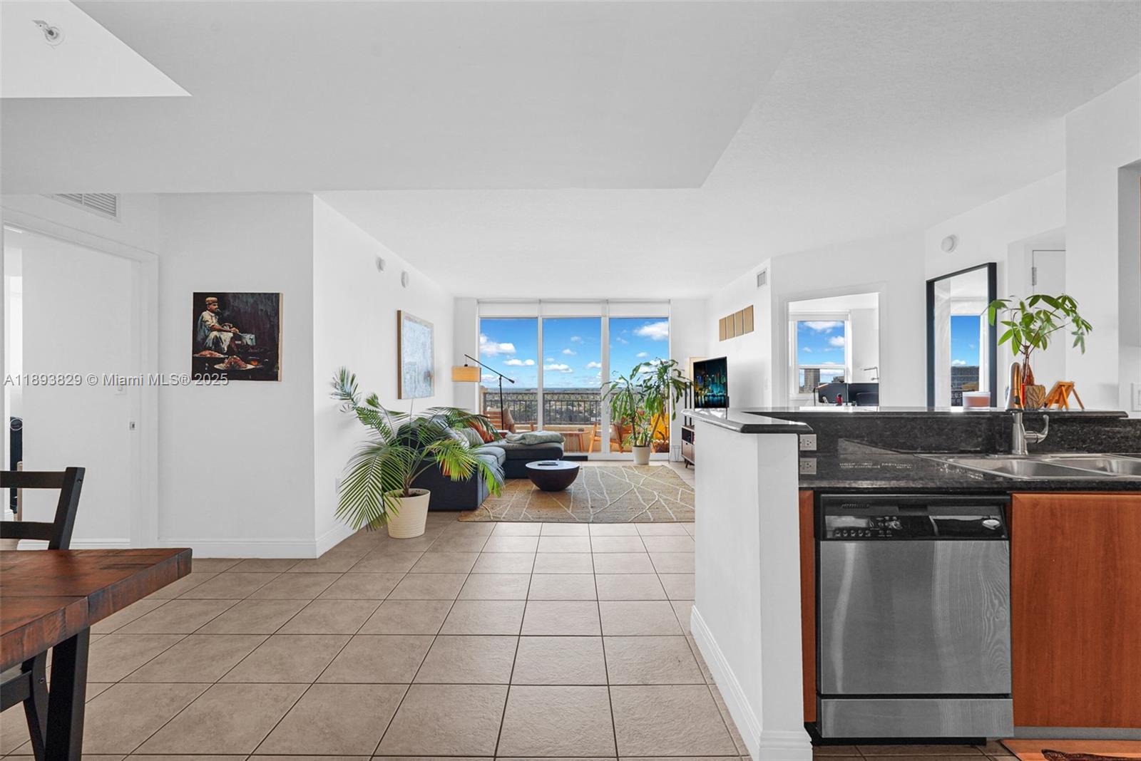 image Gables Marquis Condo27