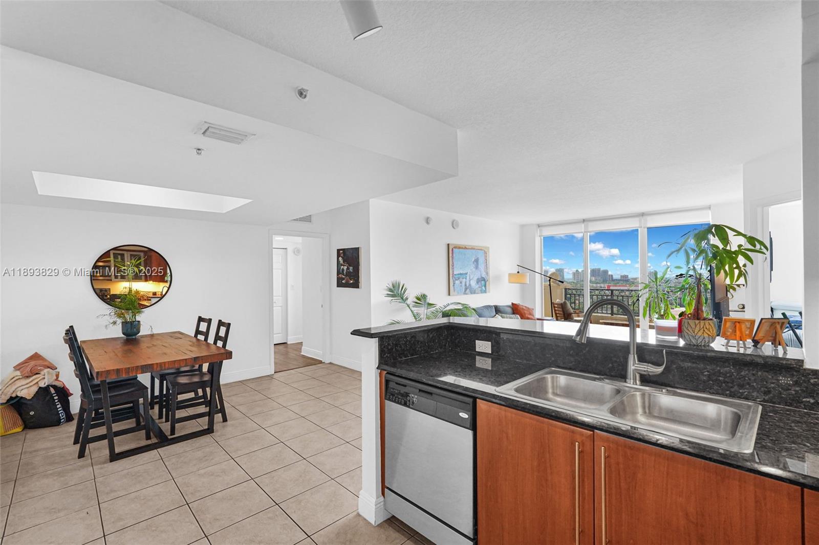 image Gables Marquis Condo29