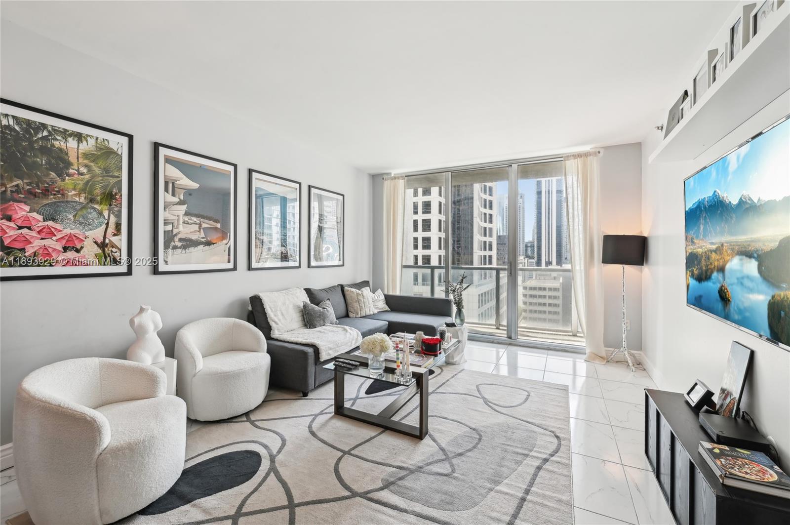 55 SE 6th St #1608