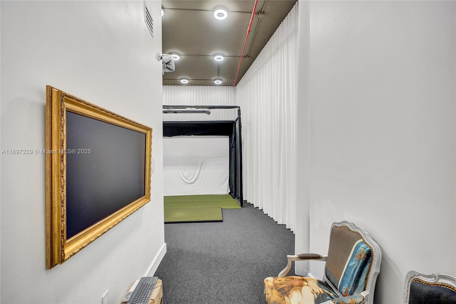 image Icon Brickell34