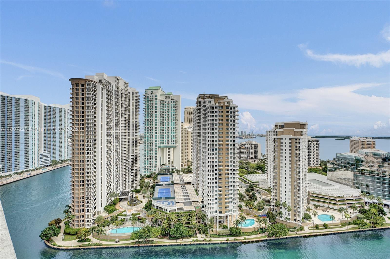 image Icon Brickell40