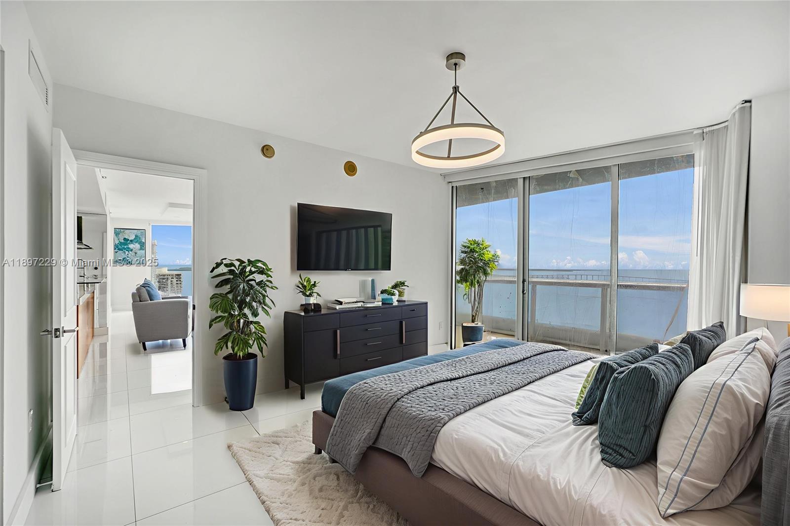 image Icon Brickell7