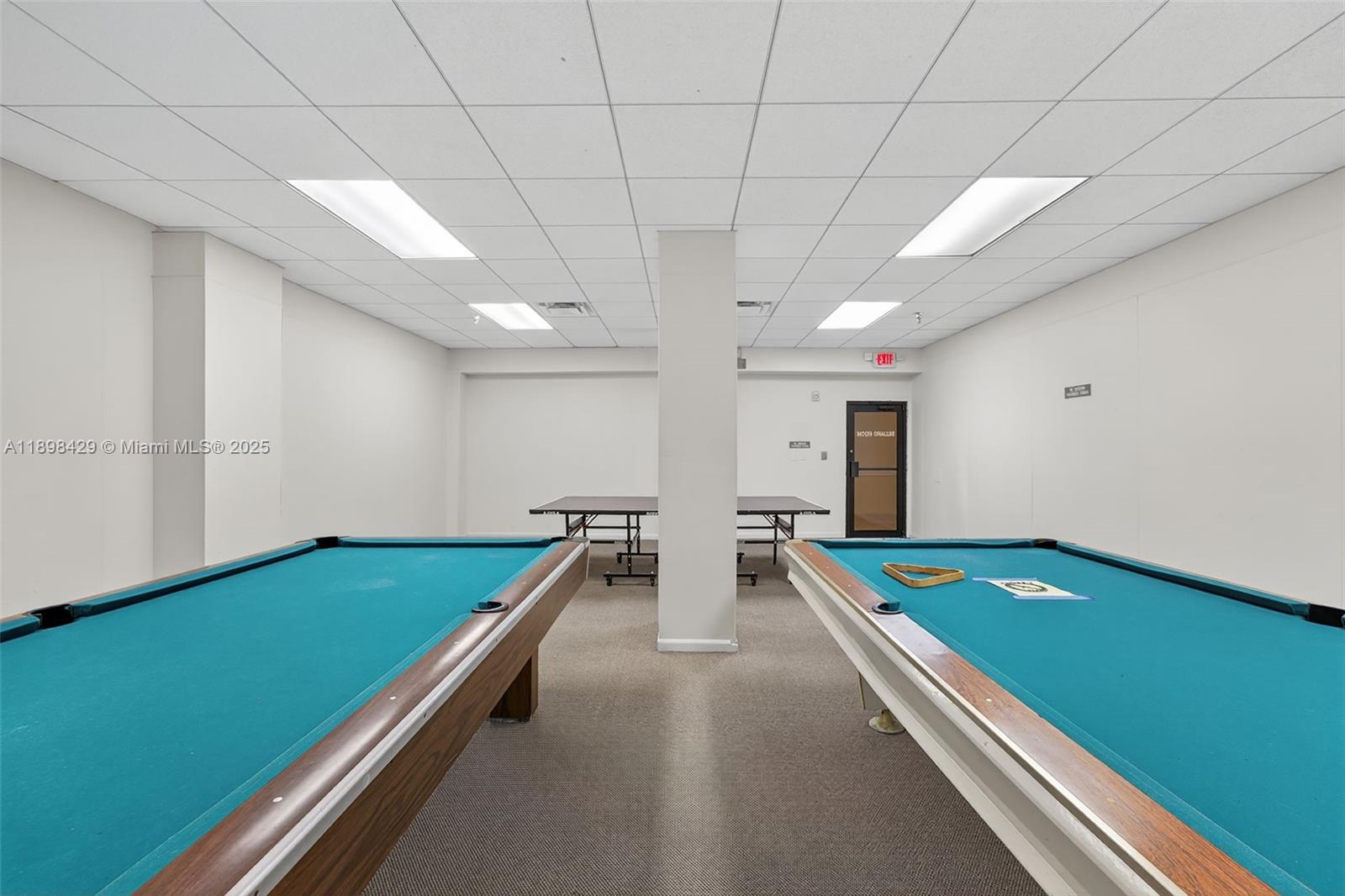 image Winston Towers 700 Condo26