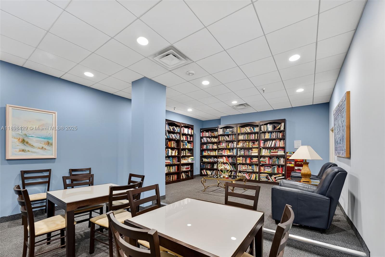 image Winston Towers 700 Condo27