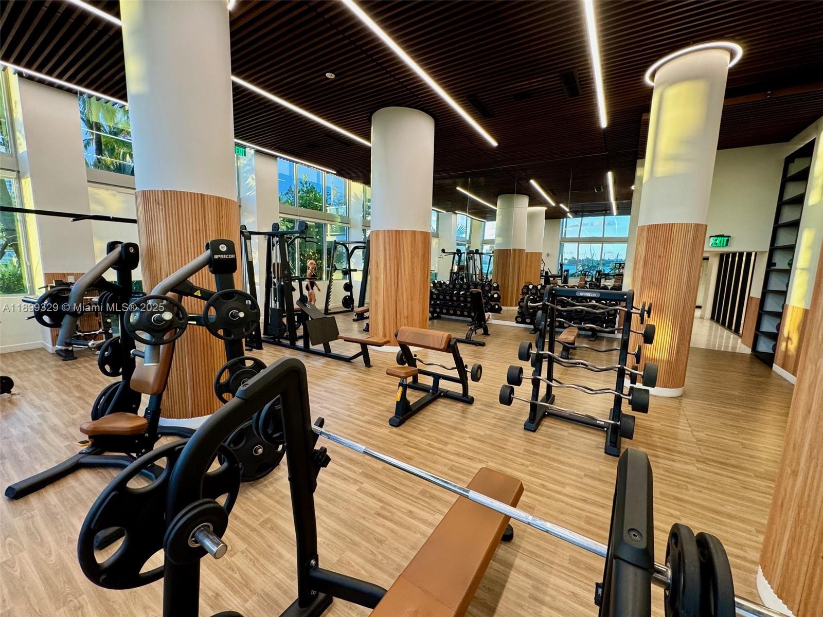 1500 Bay Rd #1274S Miami Beach, FL 33139 1500 Bay Rd #1274S Miami Beach, FL 33139