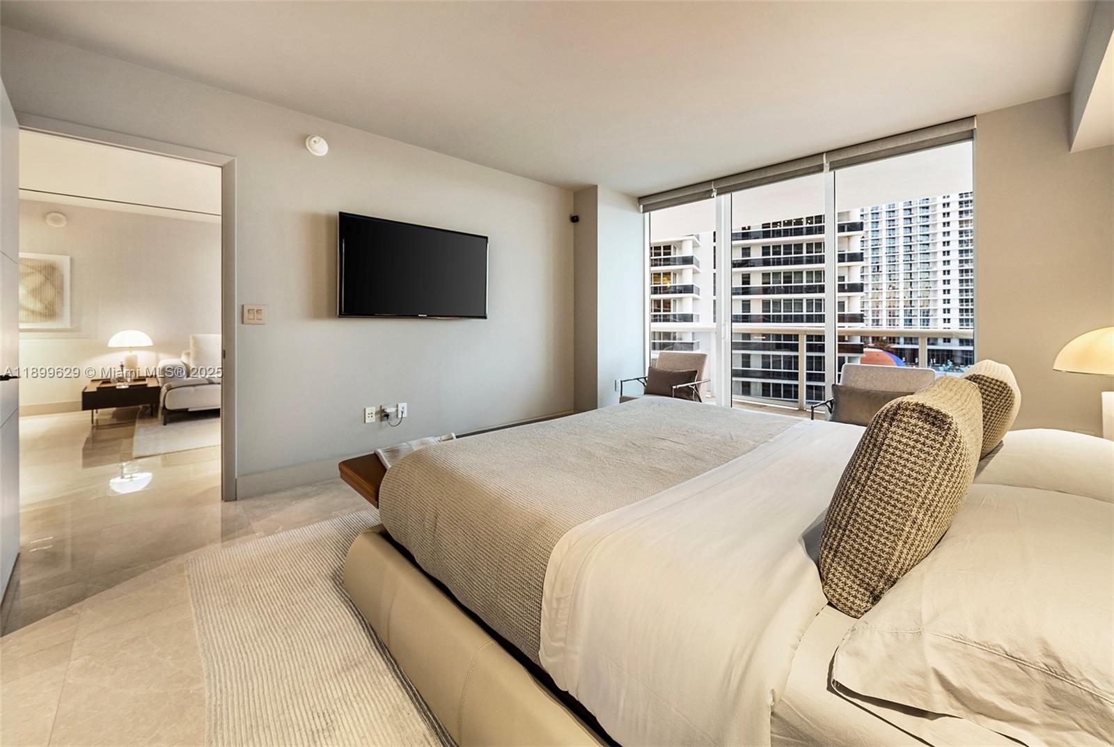 image The Beach Club Two Condo25