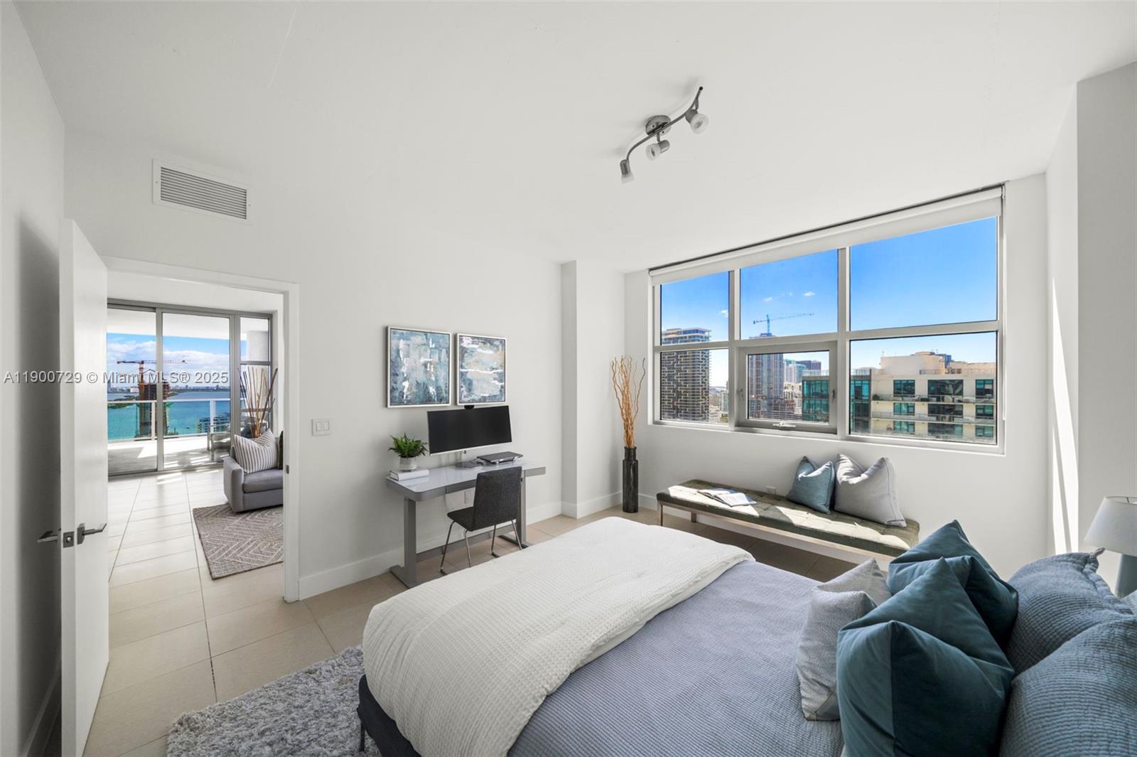 image Four Midtown26