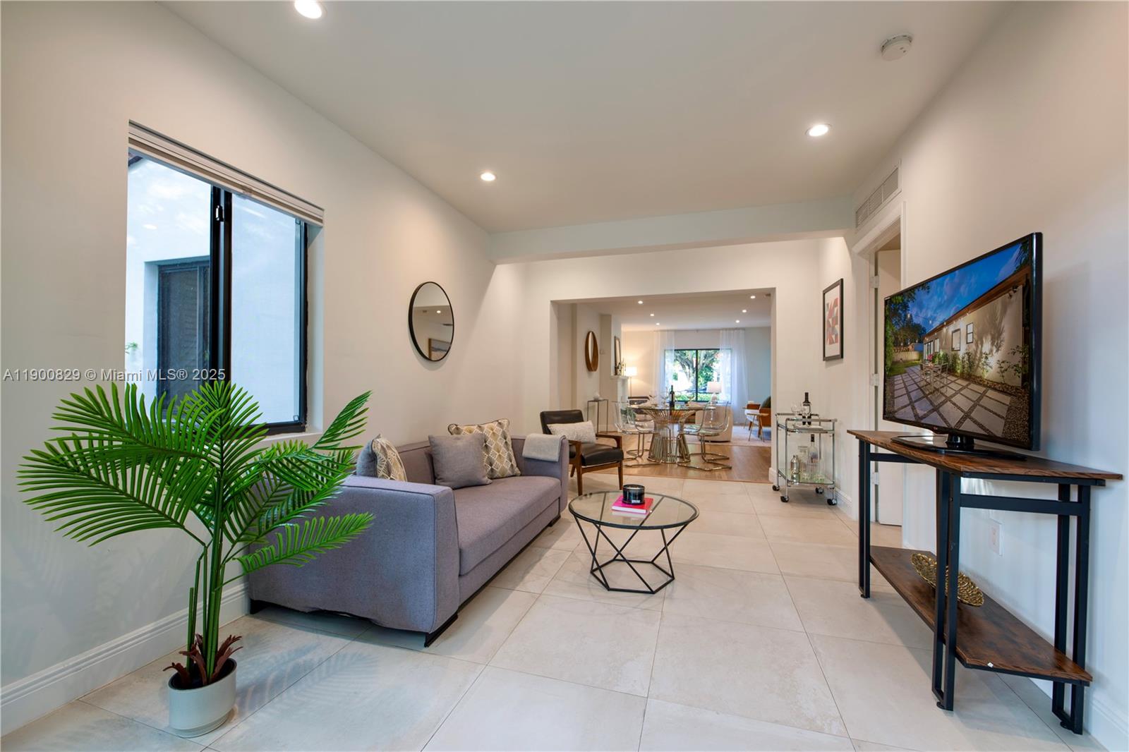 360 NE 87th St El Portal, FL 33138