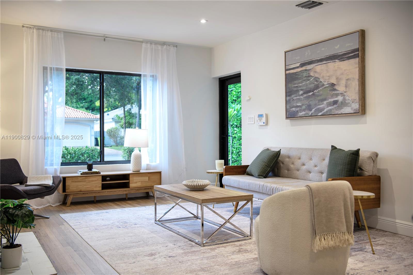 360 NE 87th St El Portal, FL 33138