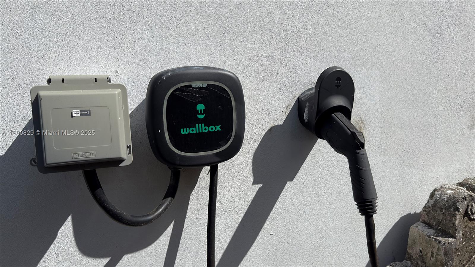 360 NE 87th St El Portal, FL 33138