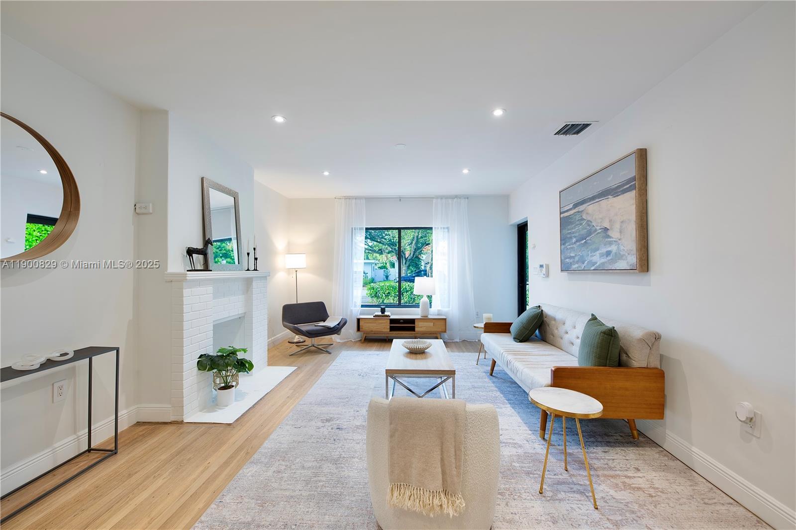 360 NE 87th St El Portal, FL 33138