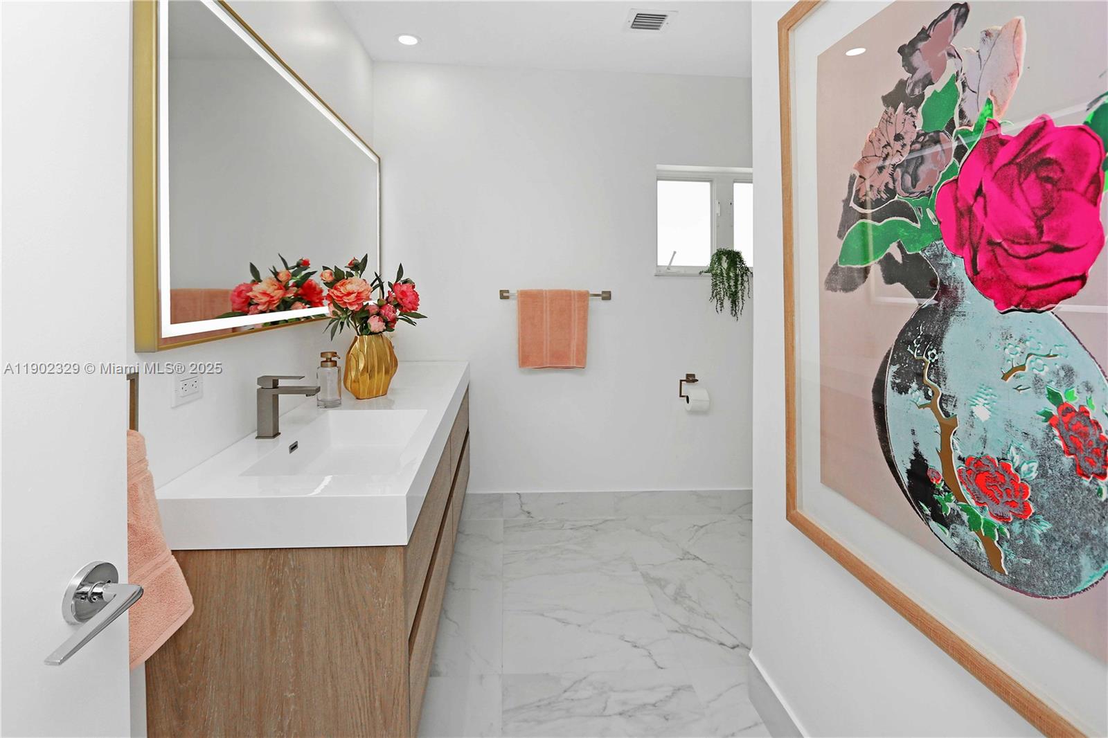 404 Coconut Isle Dr Fort Lauderdale, FL 33301