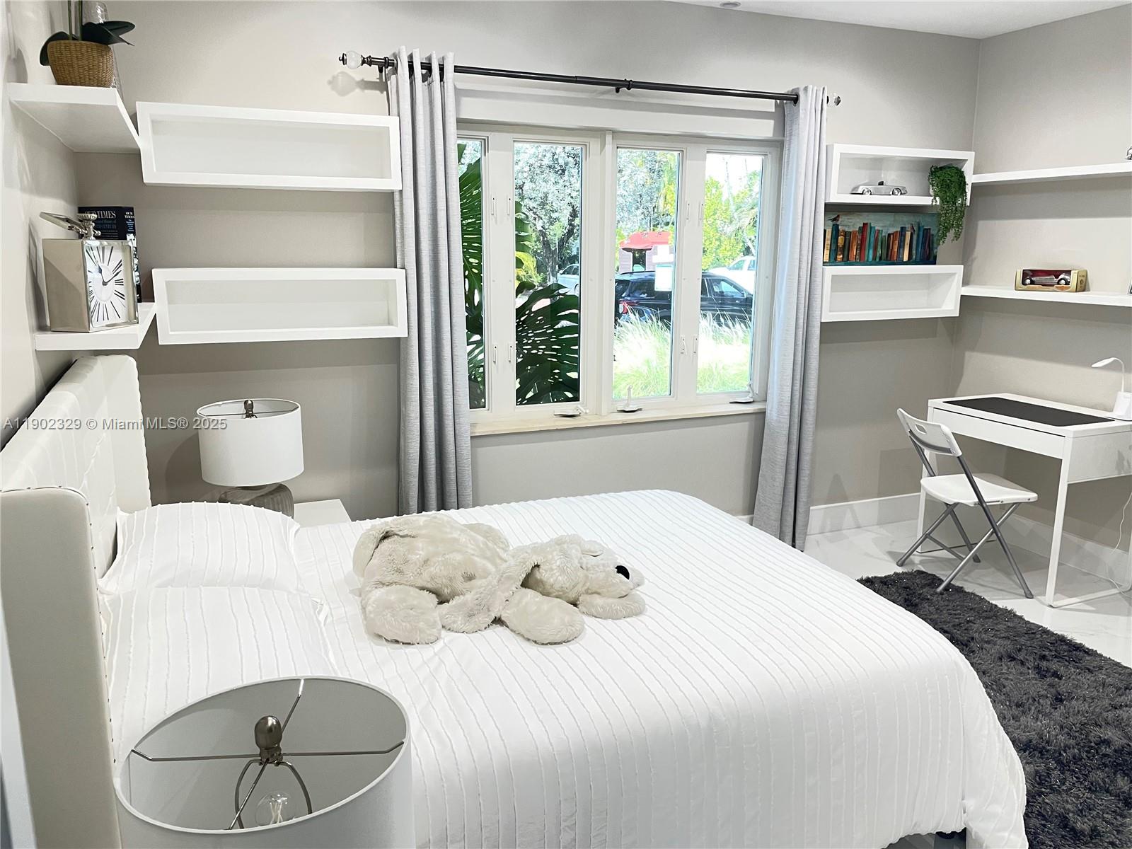 404 Coconut Isle Dr Fort Lauderdale, FL 33301