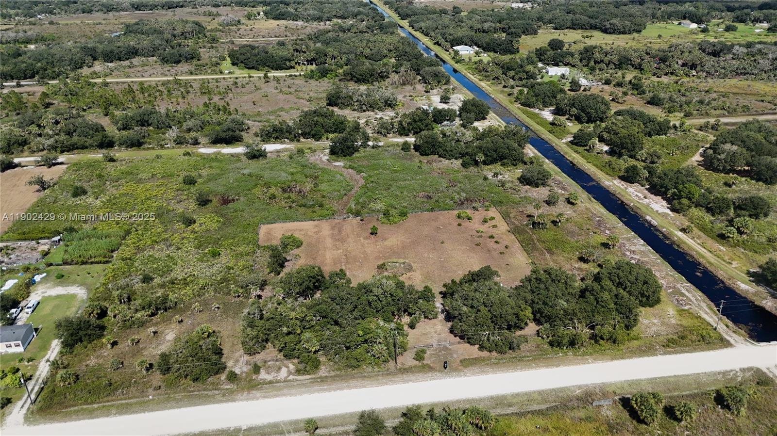 15307 NW 288th Okeechobee, FL 34972