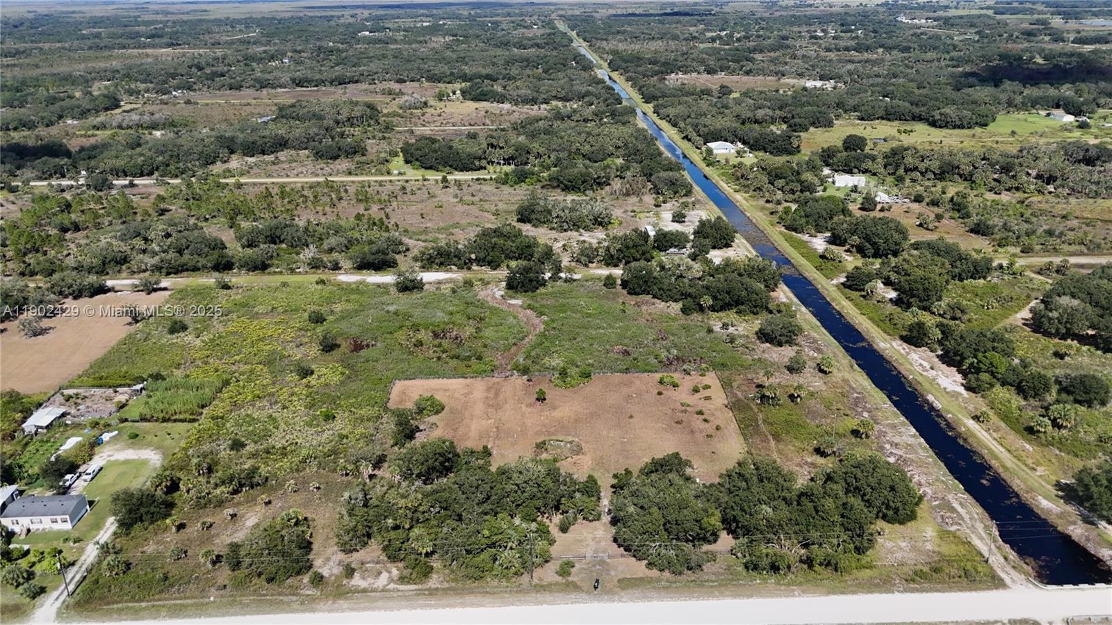 15307 NW 288th Okeechobee, FL 34972