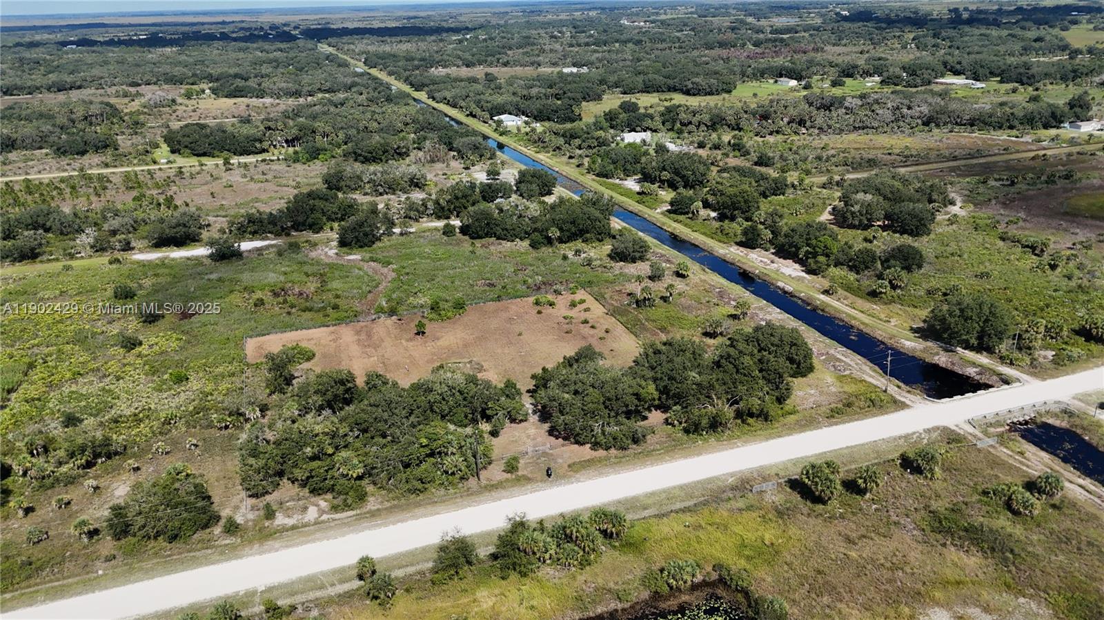 15307 NW 288th Okeechobee, FL 34972