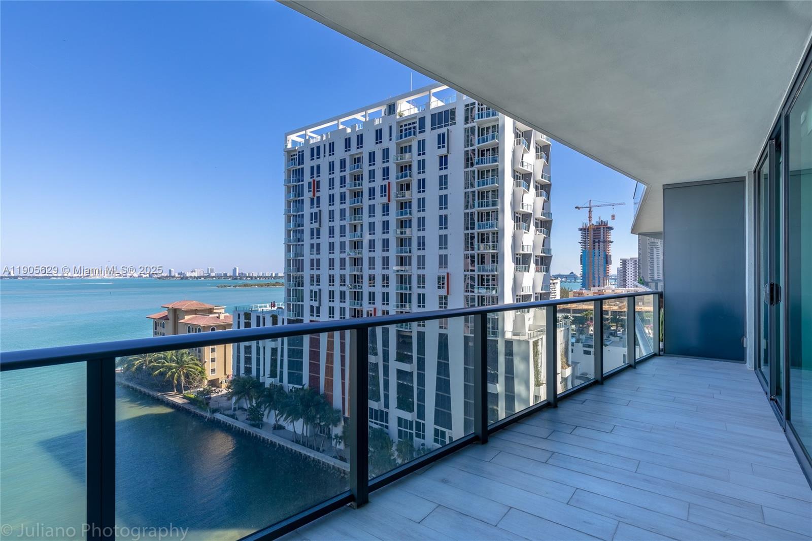 image Icon Bay Condo11