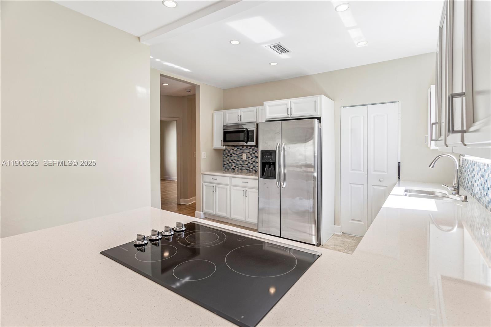 1776 SW 11th Ter Miami, FL 33135