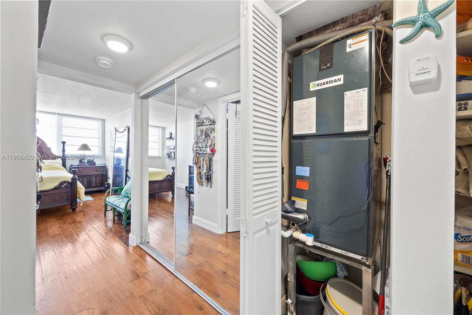 1470 NE 125th Ter #PH9 North Miami, FL 33161