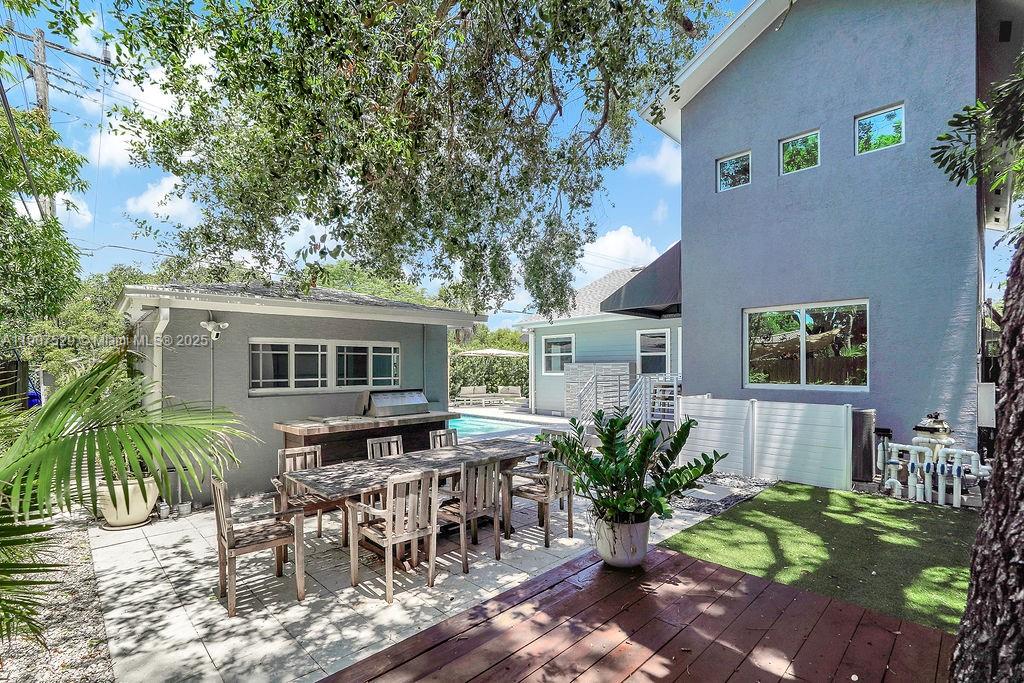 150 NE 50th Ter Miami, FL 33137