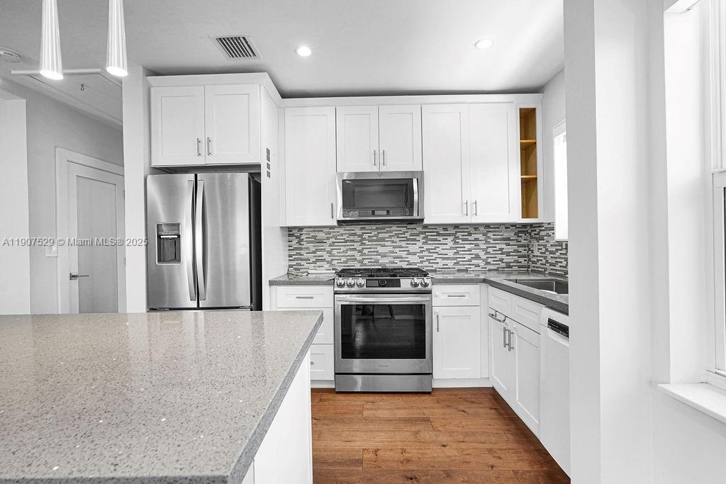 150 NE 50th Ter Miami, FL 33137