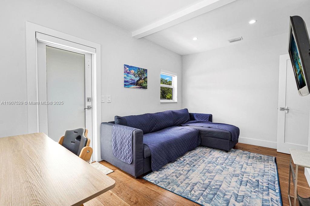 150 NE 50th Ter Miami, FL 33137