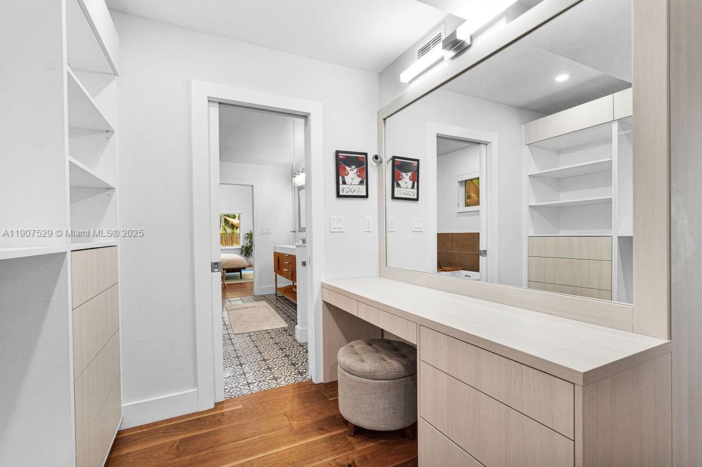 150 NE 50th Ter Miami, FL 33137