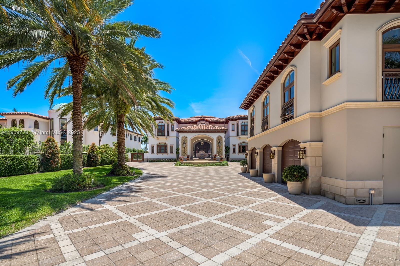 210 Palm Ave Miami Beach, FL 33139